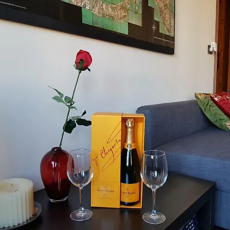 Angela Di House Apartment *
